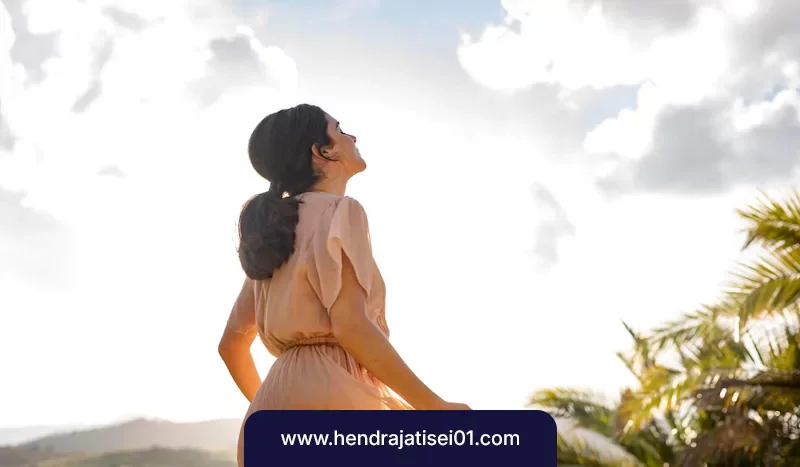 mengundurkan-diri-dari-kehidupan-673315cdc8fa1